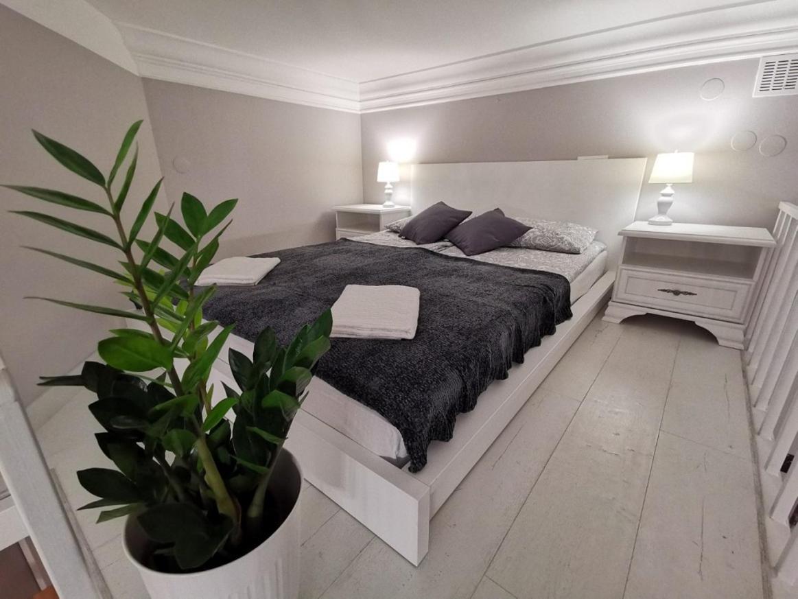 Apartament Z Antresola Krakow Kazimierz Bozego Ciala Exterior foto